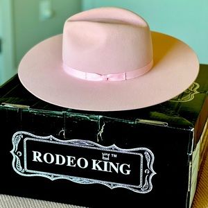 RODEO KING WOMEN'S TRACKER POWDER PINK FUR FELT WESTERN HAT